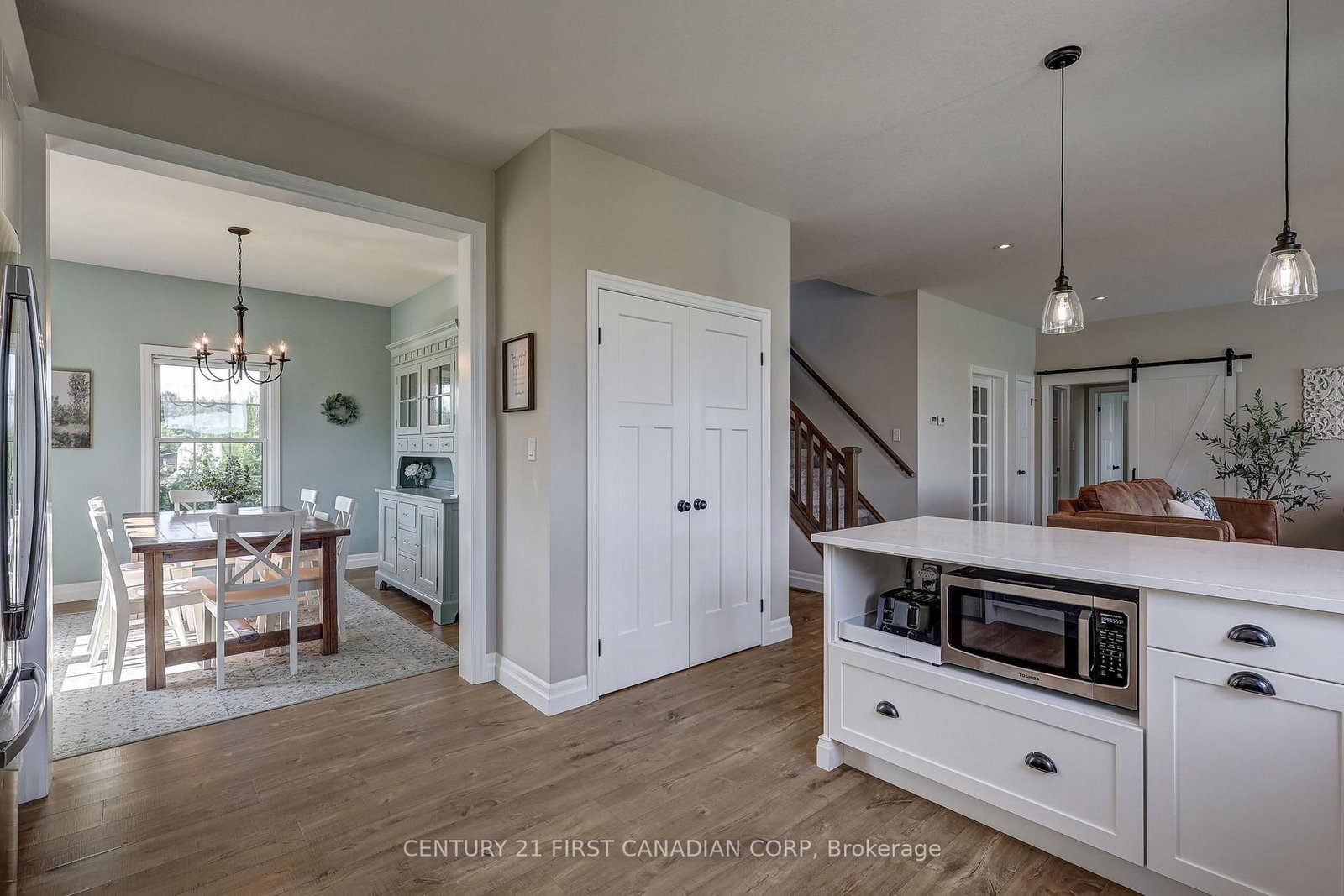 35681 Talbot Line • Southwold, ON photo 16