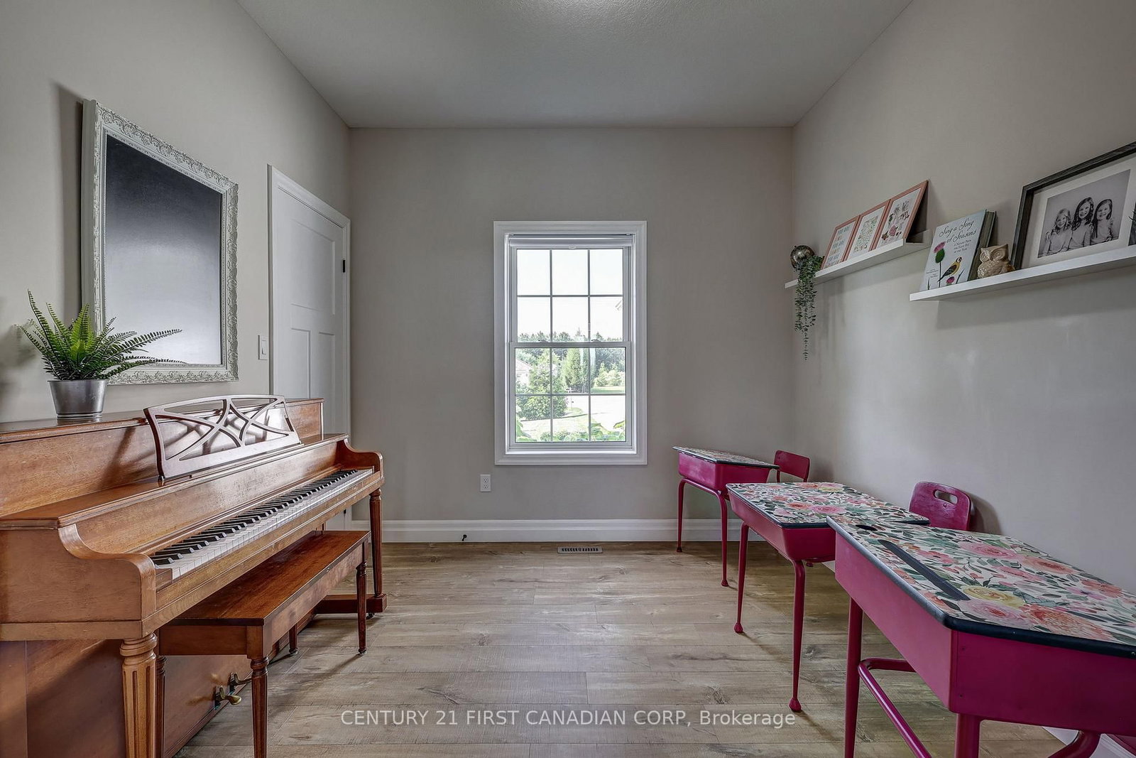 35681 Talbot Line • Southwold, ON photo 19