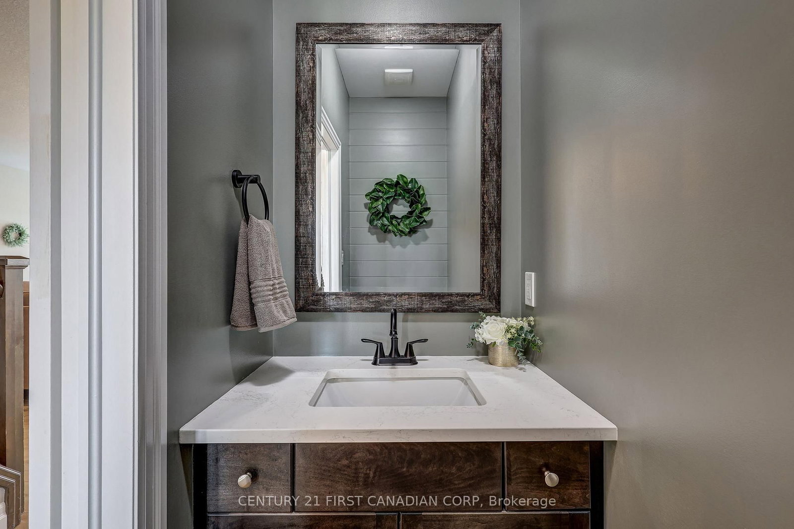 35681 Talbot Line • Southwold, ON photo 24