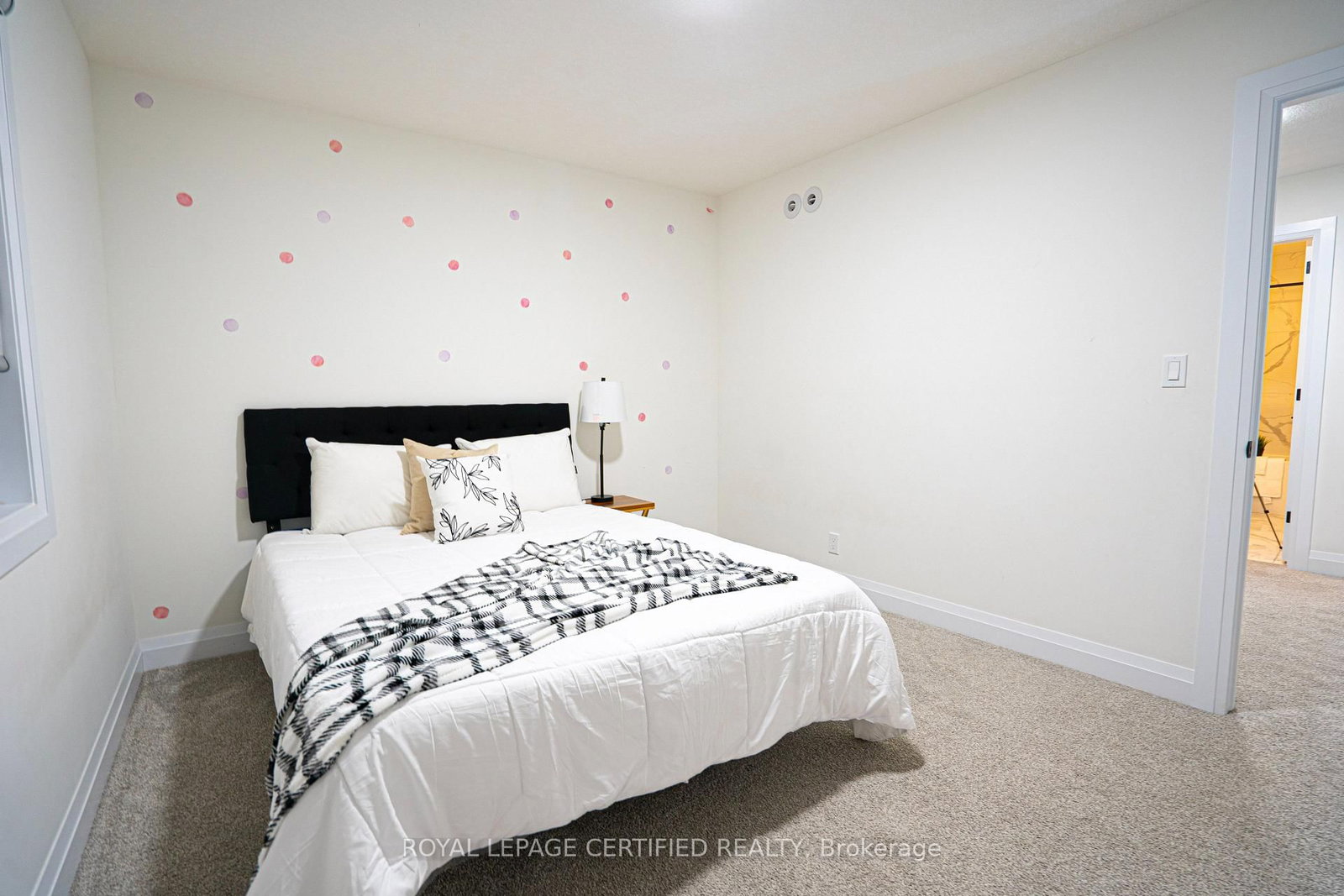 242 Mount Pleasant Street • #10 • Brantford, ON photo 32