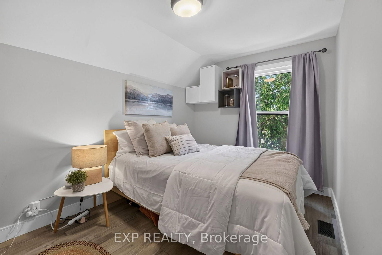 5 Newlands Avenue • Hamilton, ON photo 16