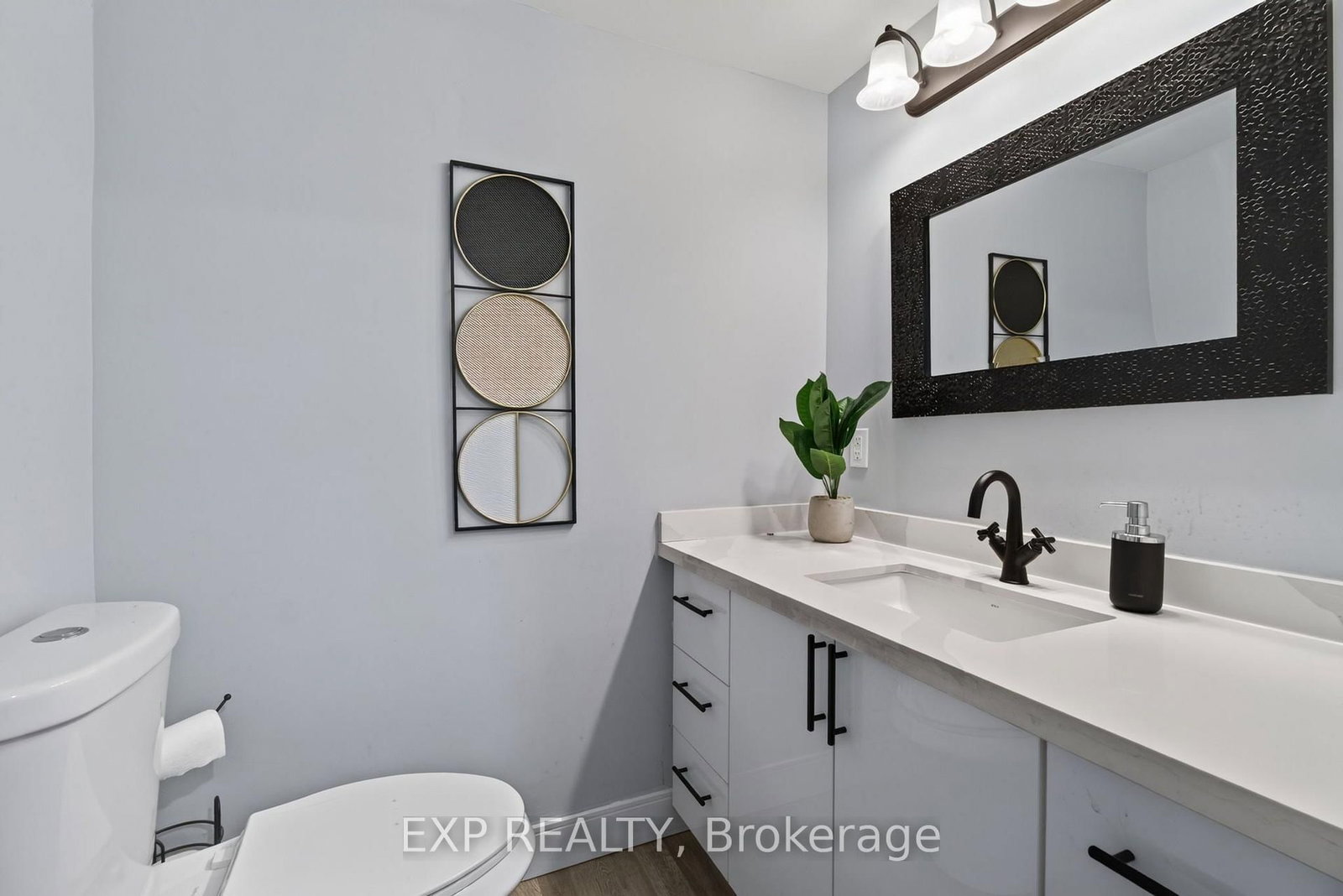 5 Newlands Avenue • Hamilton, ON photo 18
