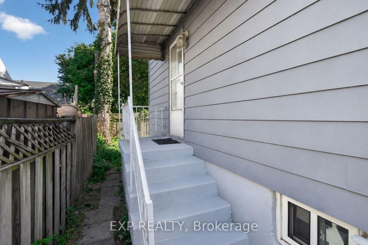 5 Newlands Avenue • Hamilton, ON photo 20