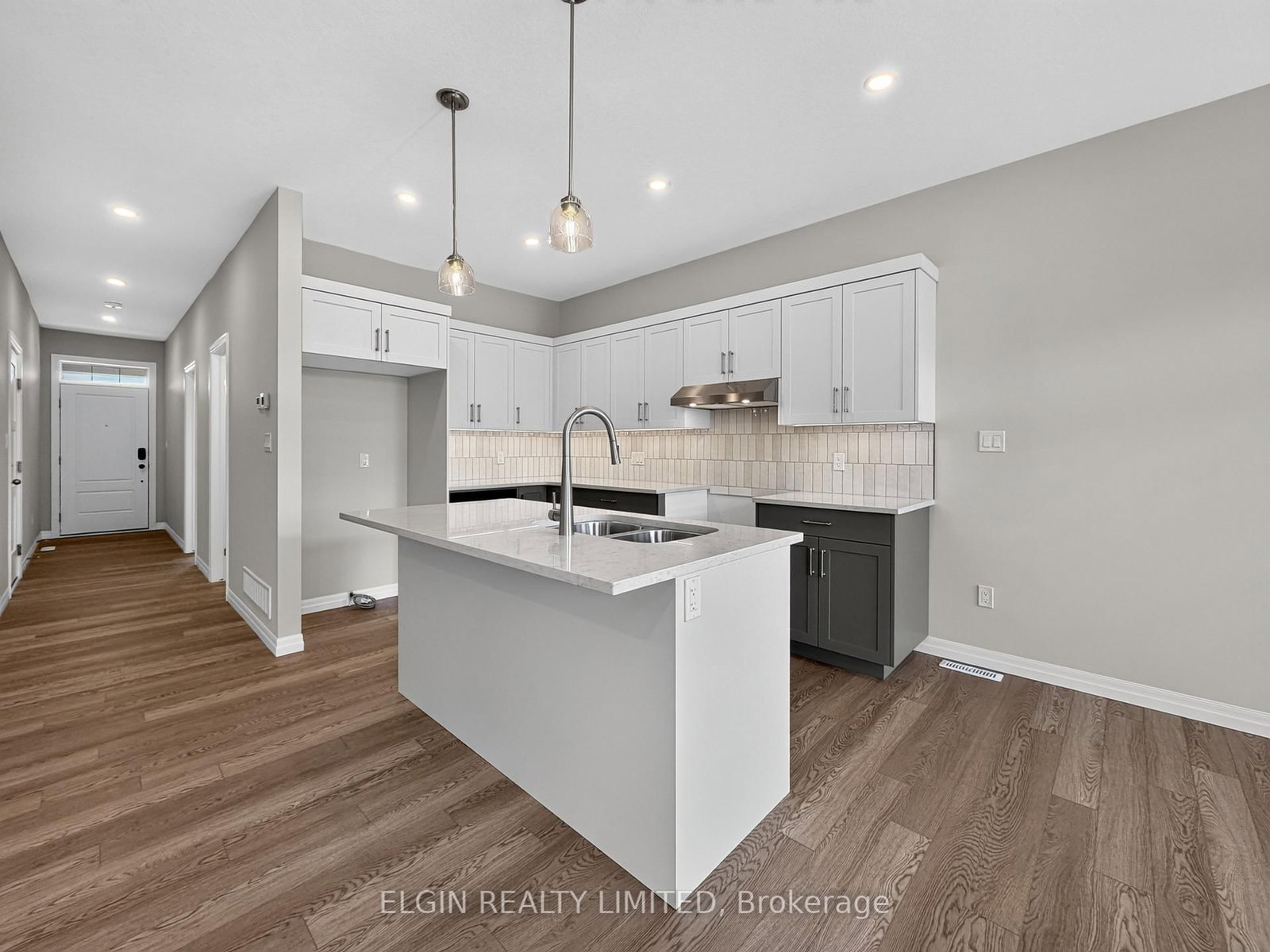 2 Thomas Court • Central Elgin, ON photo 11