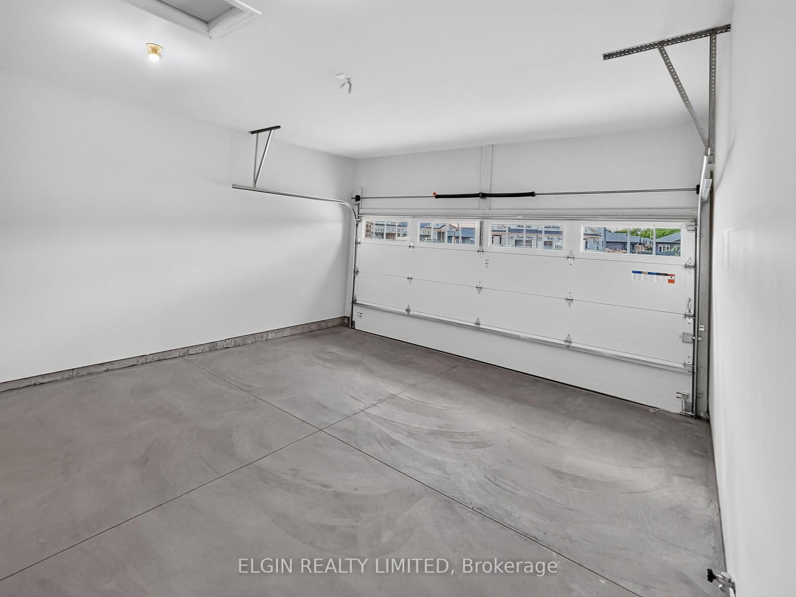 2 Thomas Court • Central Elgin, ON photo 29