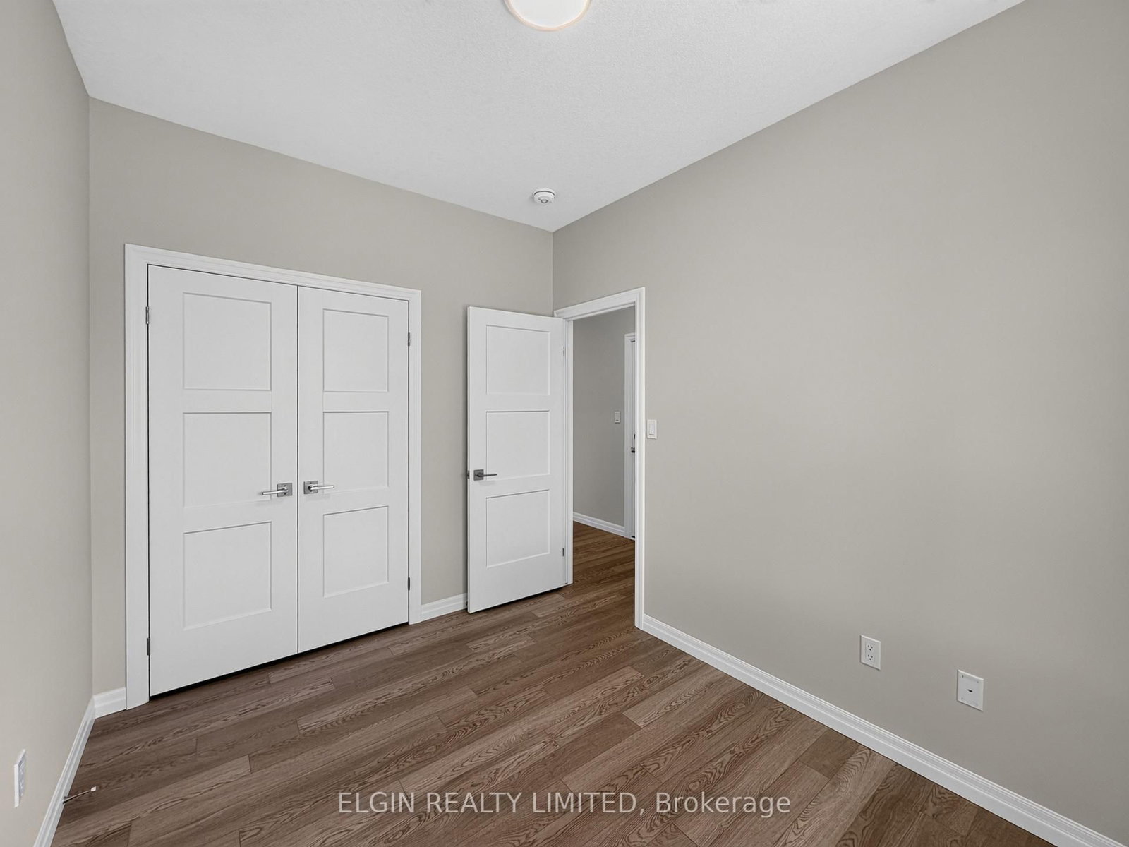 2 Thomas Court • Central Elgin, ON photo 5