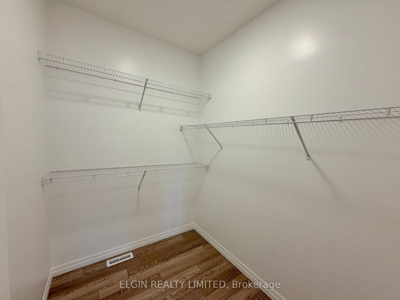 4 Thomas Court • Central Elgin, ON photo 22