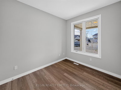 4 Thomas Court • Central Elgin, ON photo 5
