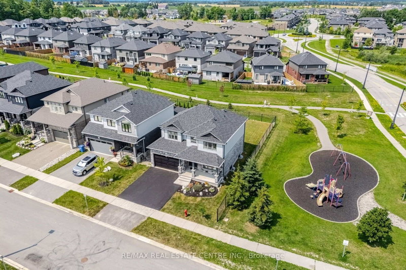 1 Grundy Crescent