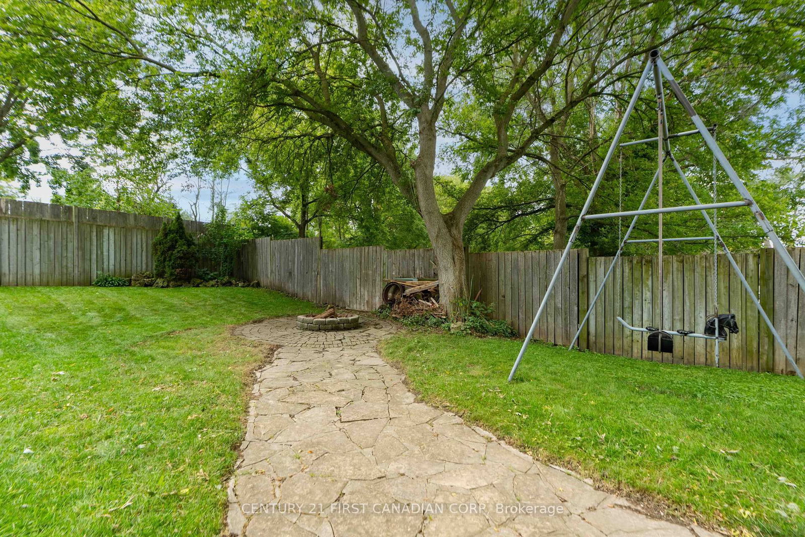 6297 William Street • Lucan Biddulph, ON photo 17
