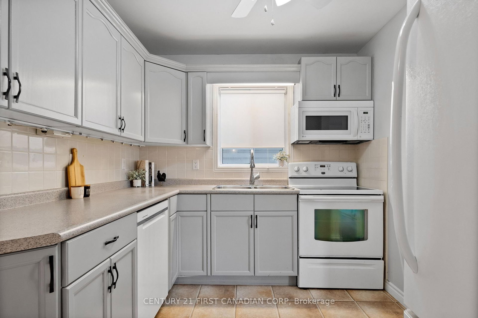 6297 William Street • Lucan Biddulph, ON photo 30