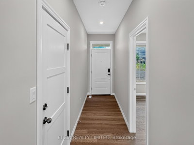 6 Thomas Court • Central Elgin, ON photo 3