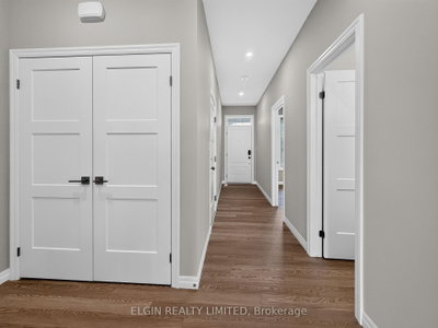 6 Thomas Court • Central Elgin, ON photo 4