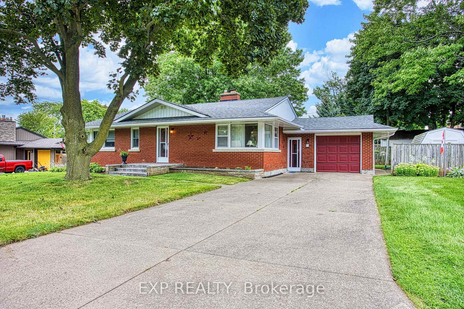 6 Cherrywood Avenue • Grimsby, ON photo 1