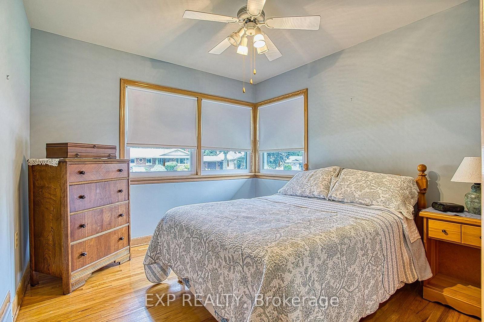 6 Cherrywood Avenue • Grimsby, ON photo 19