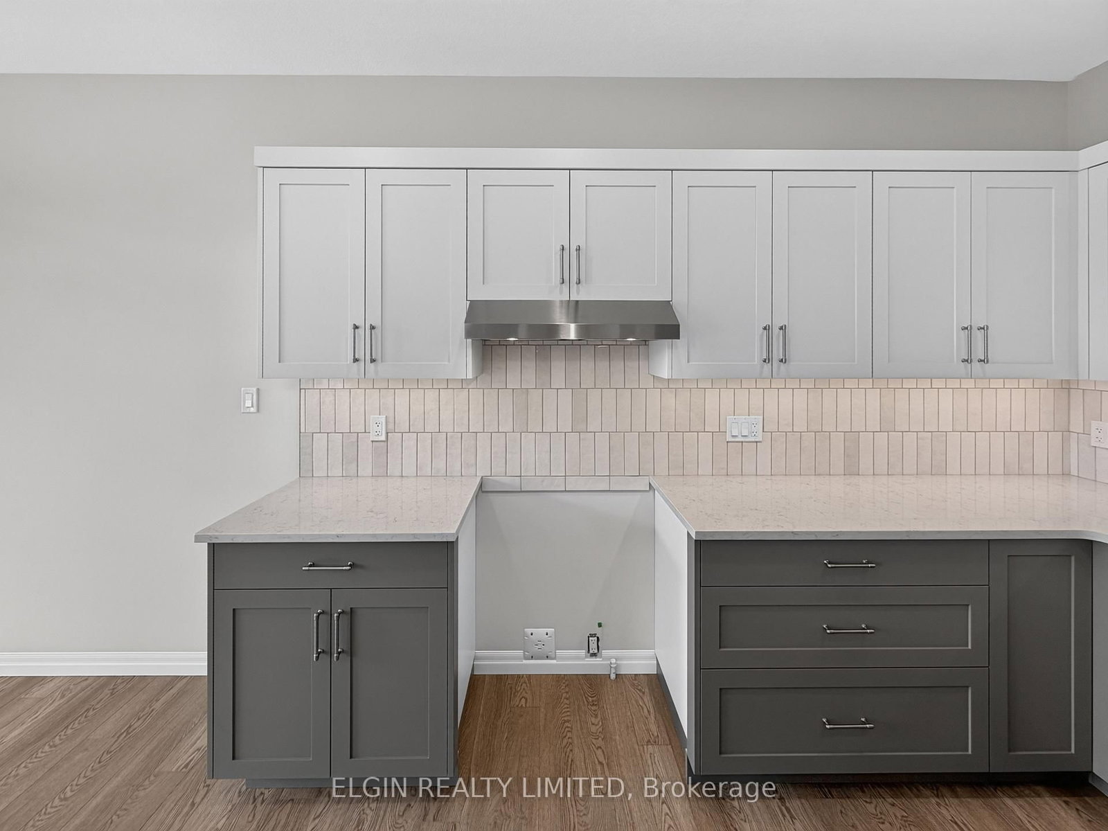 8 Thomas Court • Central Elgin, ON photo 11