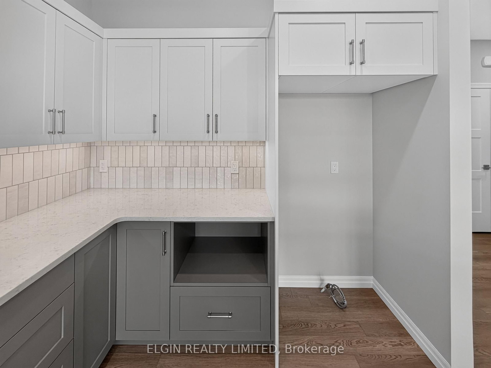 8 Thomas Court • Central Elgin, ON photo 12