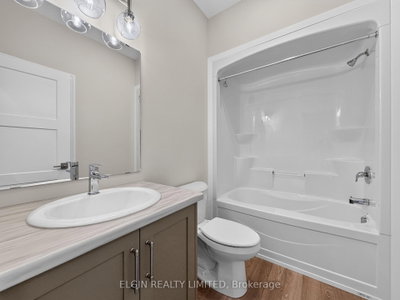 8 Thomas Court • Central Elgin, ON photo 8