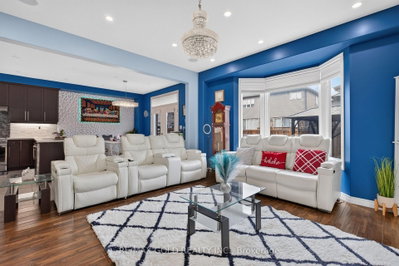 56 Chamomile Drive • Hamilton, ON photo 8