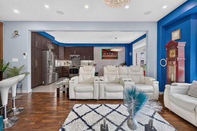 56 Chamomile Drive • Hamilton, ON photo 9