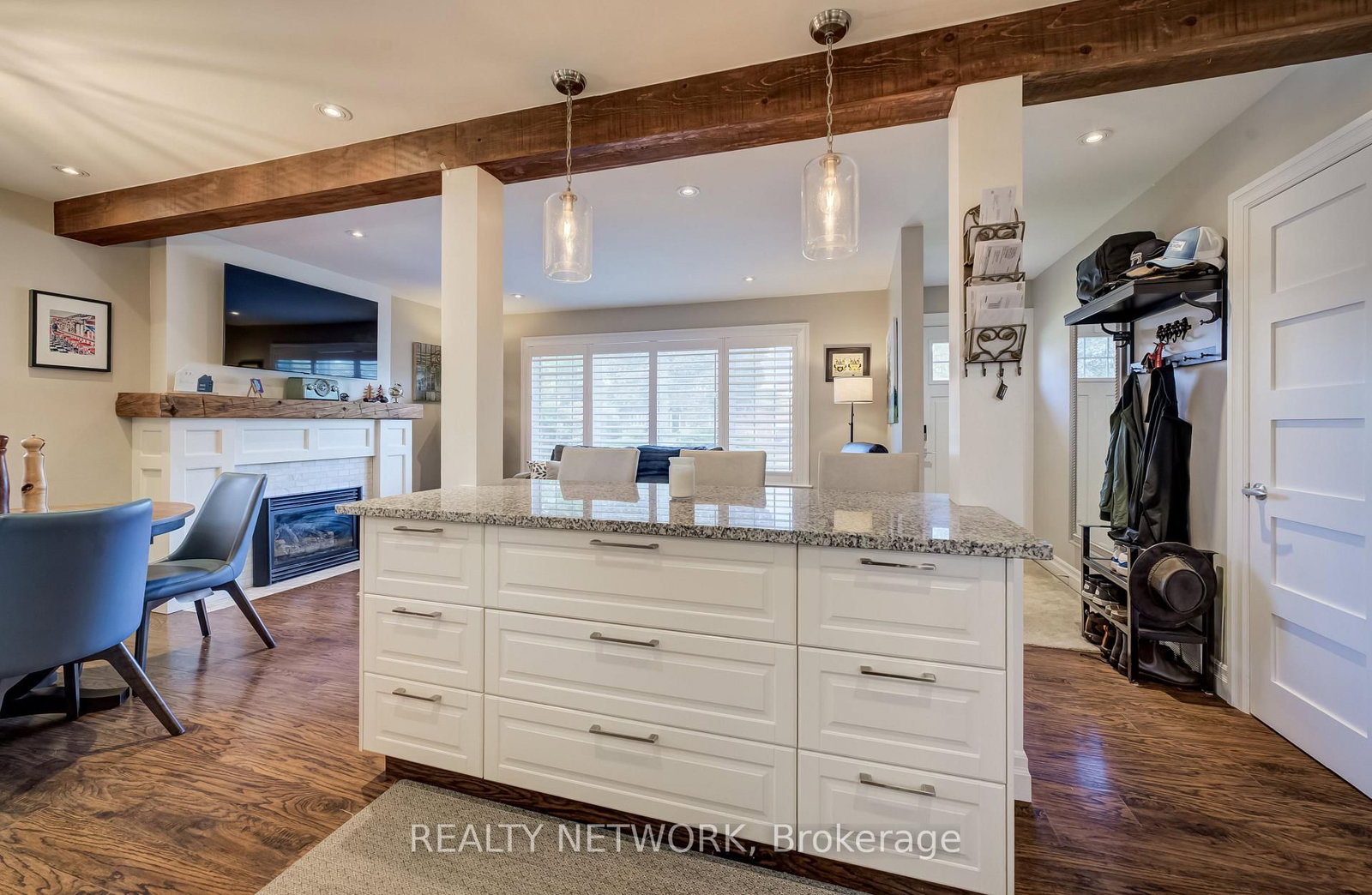 21 Loma Drive • Hamilton, ON photo 13