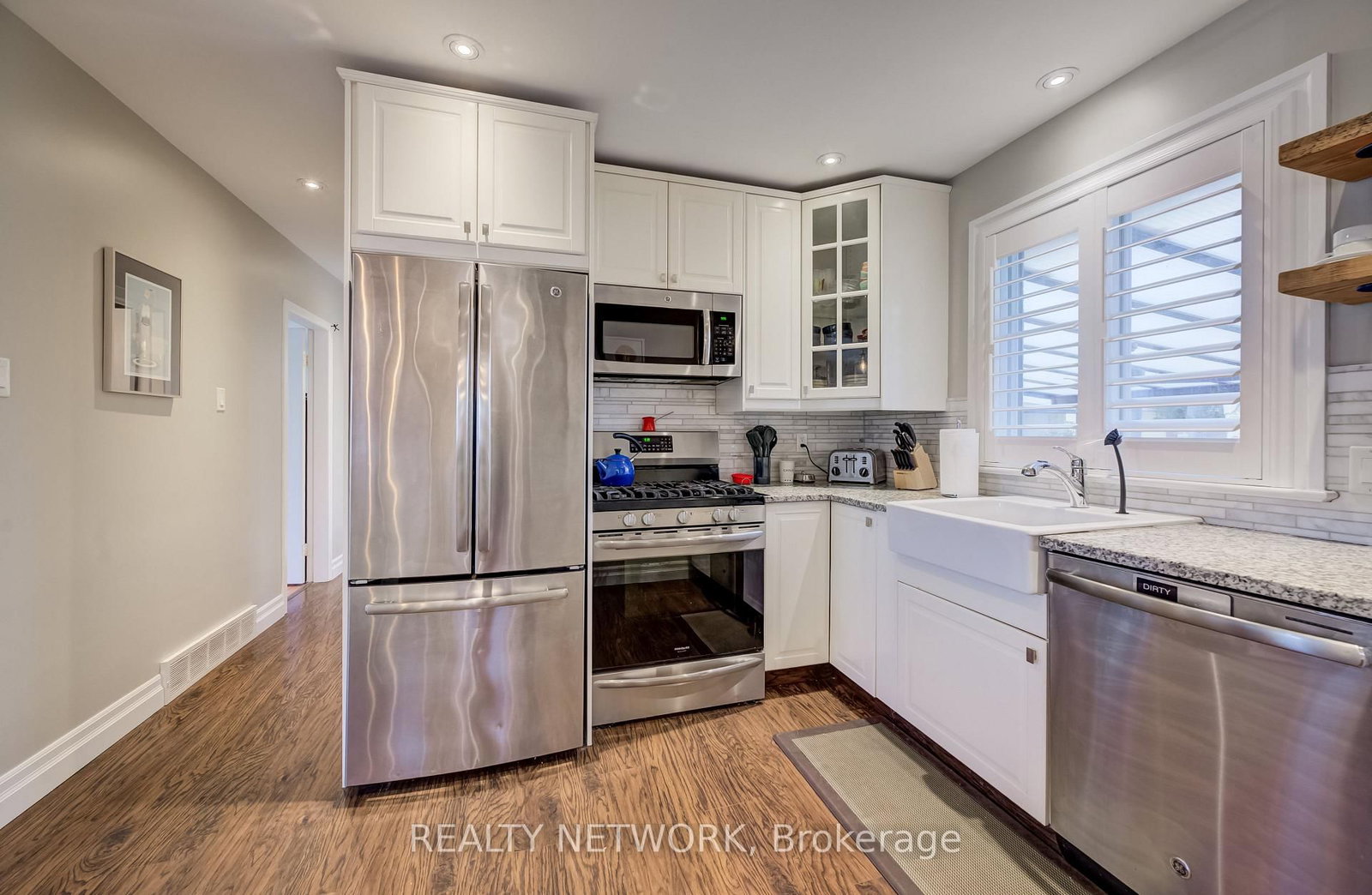 21 Loma Drive • Hamilton, ON photo 14