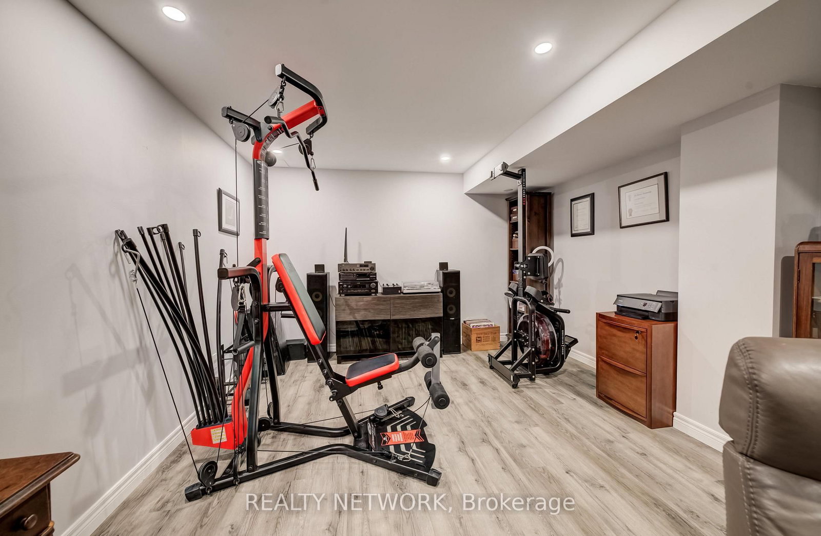 21 Loma Drive • Hamilton, ON photo 35