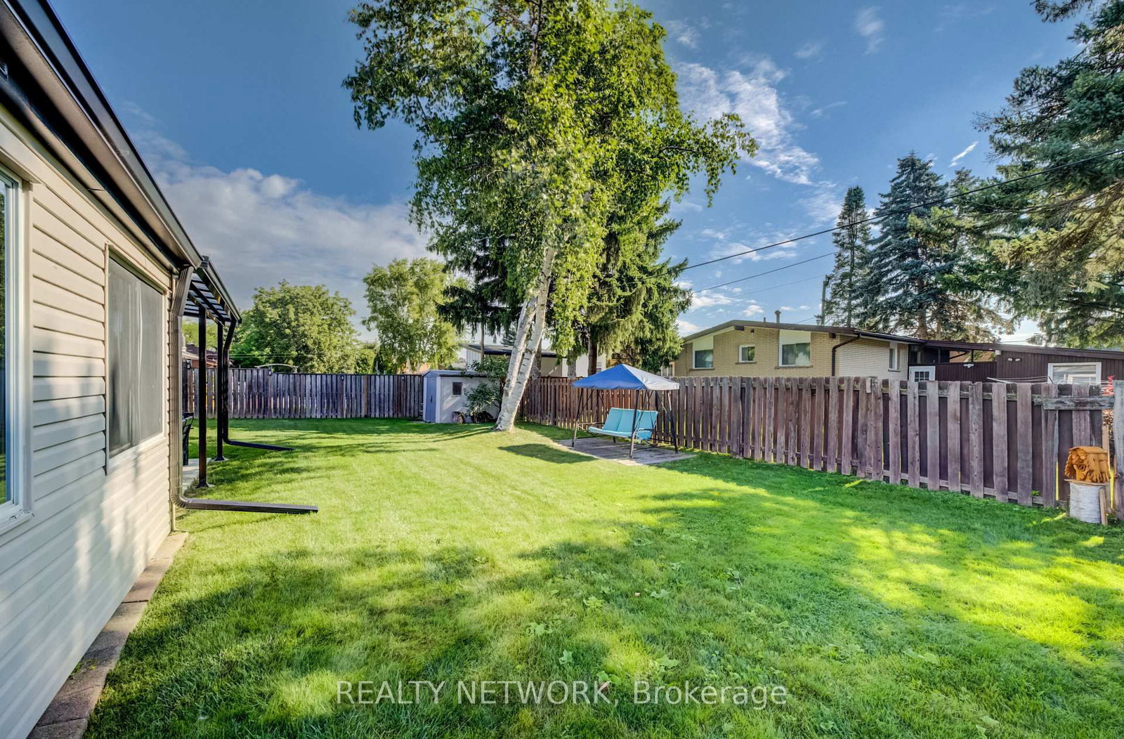 21 Loma Drive • Hamilton, ON photo 46