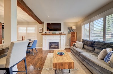 21 Loma Drive • Hamilton, ON photo 5