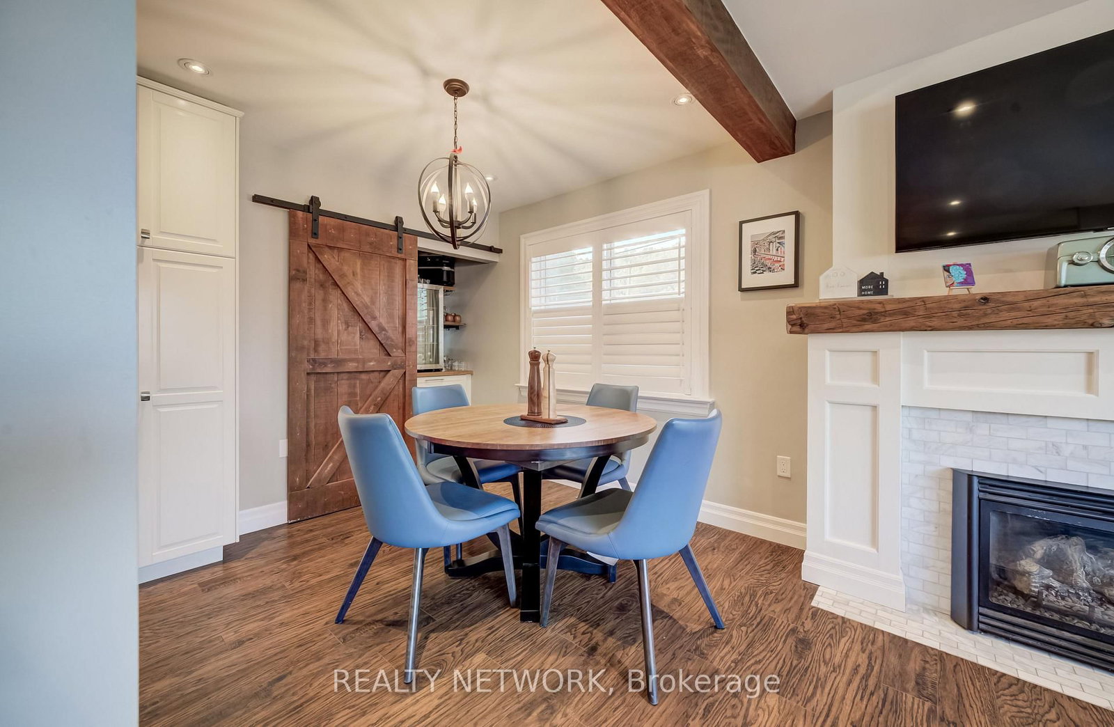 21 Loma Drive • Hamilton, ON photo 6
