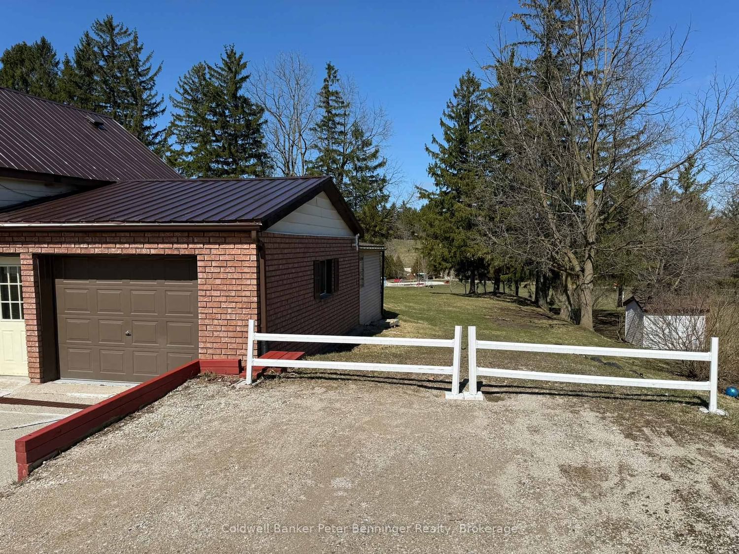 22 McGivern Street • Brockton, ON photo 4