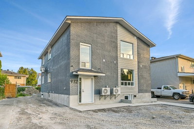Semi-Detached House for lease at 1-972 Dynes Road, Ottawa, Ontario, K2C 0G8 - Carleton Square - MLS: X13721852