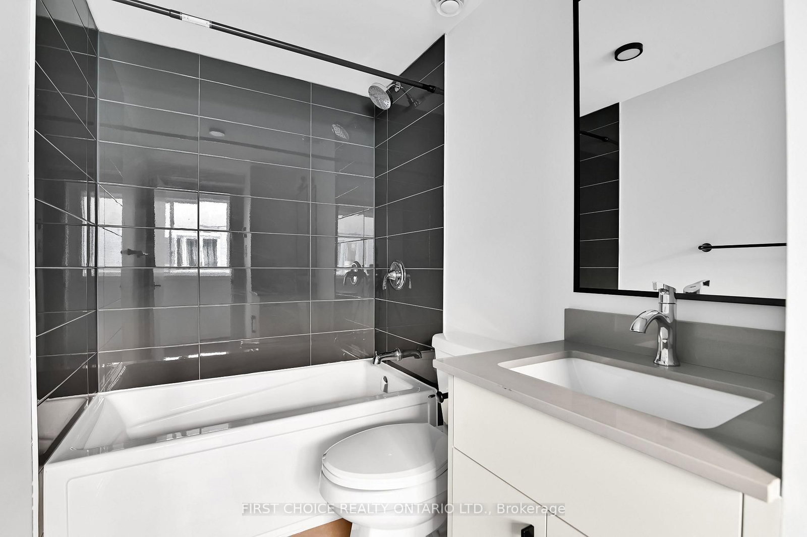 972 Dynes Road • Ottawa, ON photo 17