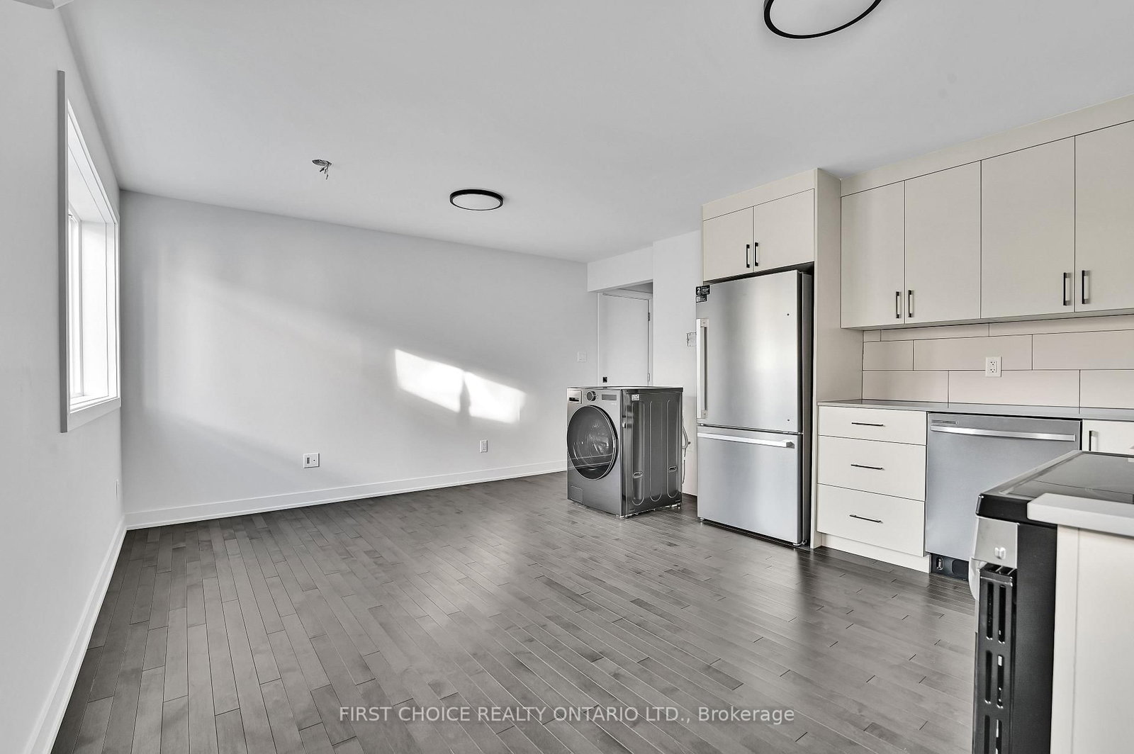 972 Dynes Road • Ottawa, ON photo 18