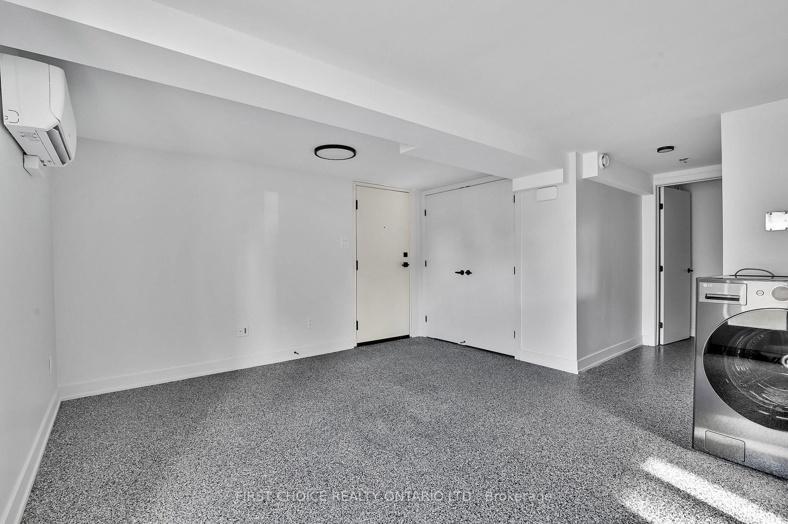 972 Dynes Road • Ottawa, ON photo 36