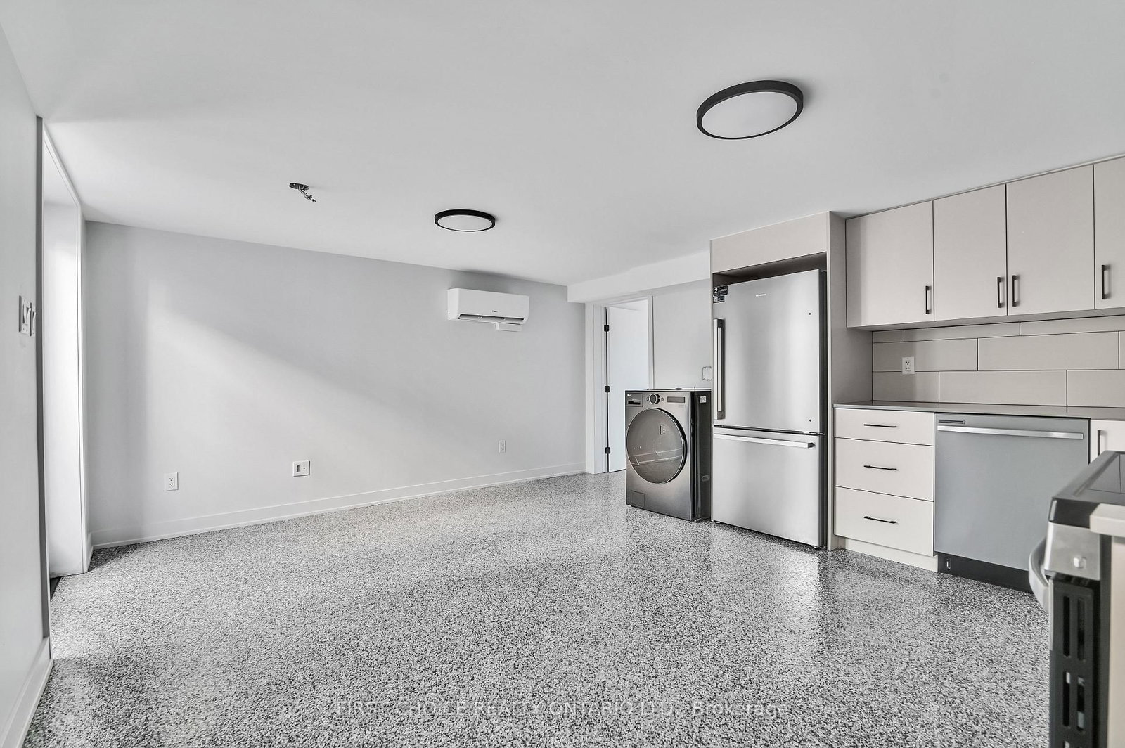 972 Dynes Road • Ottawa, ON photo 44