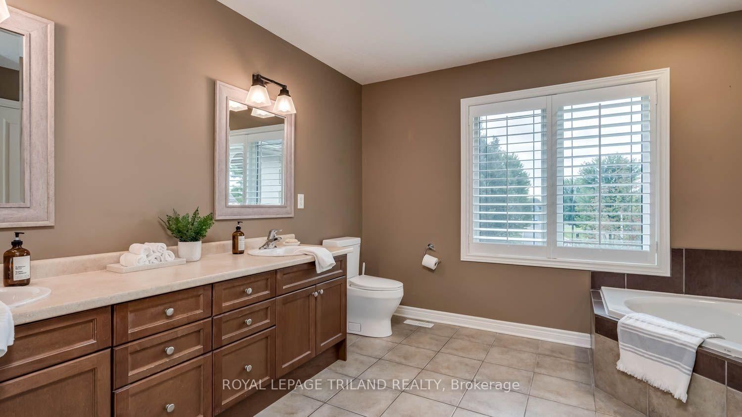 14 Willard Crescent • Middlesex Centre, ON photo 19