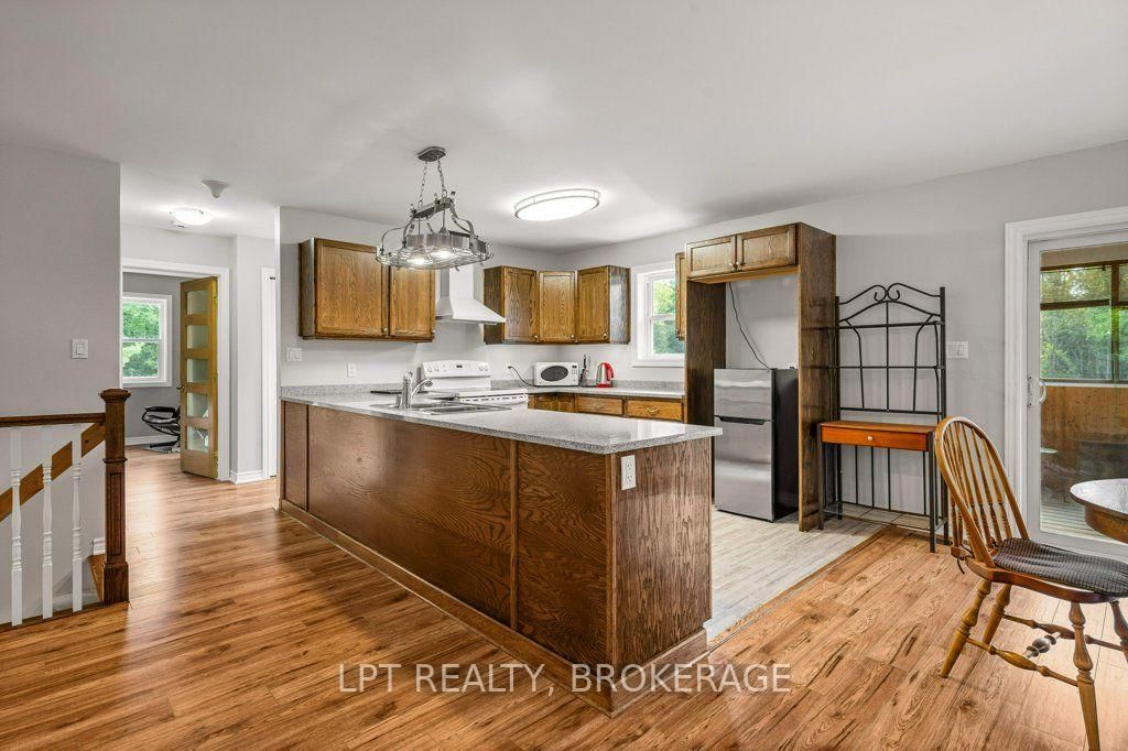 131 Leisure Point Road • Rideau Lakes, ON photo 9