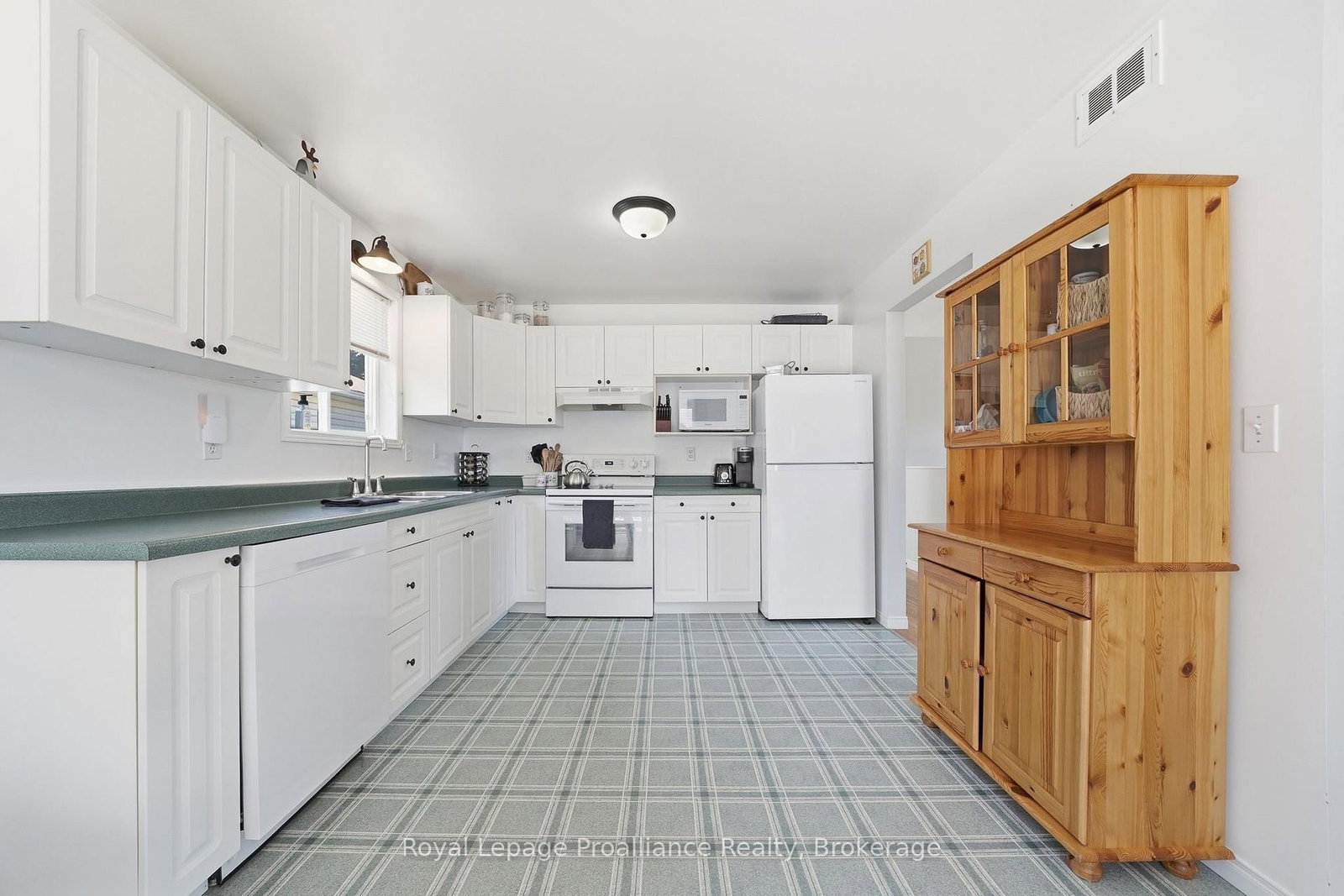 50 Octavia Street • Belleville, ON photo 22