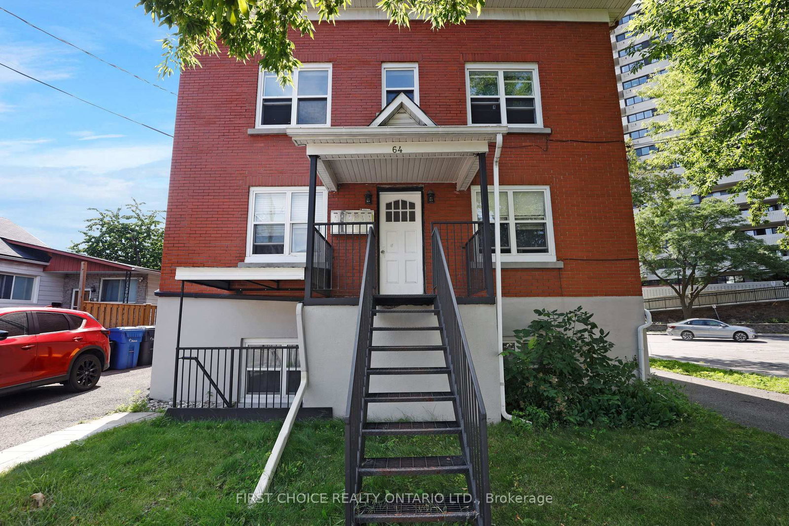 64 Genest Street • Ottawa, ON photo 3