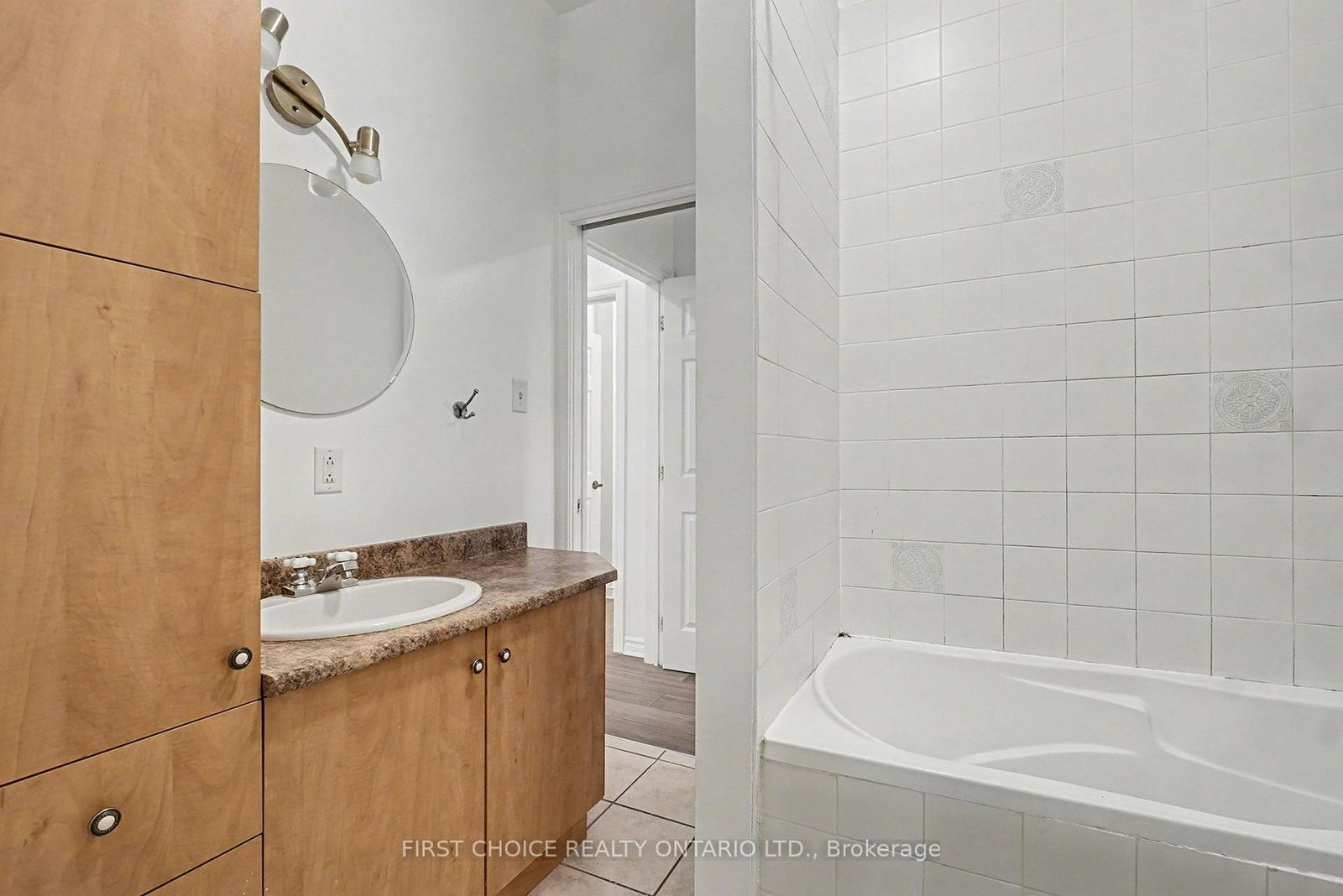 64 Genest Street • Ottawa, ON photo 45
