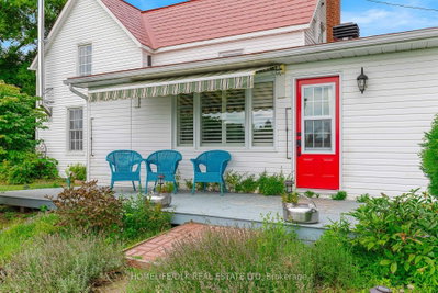 415 2 Highway S • Edwardsburgh/Cardinal, ON photo 5