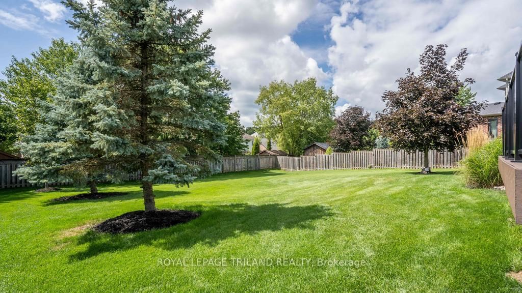 50 Red Clover Court • Middlesex Centre, ON photo 27