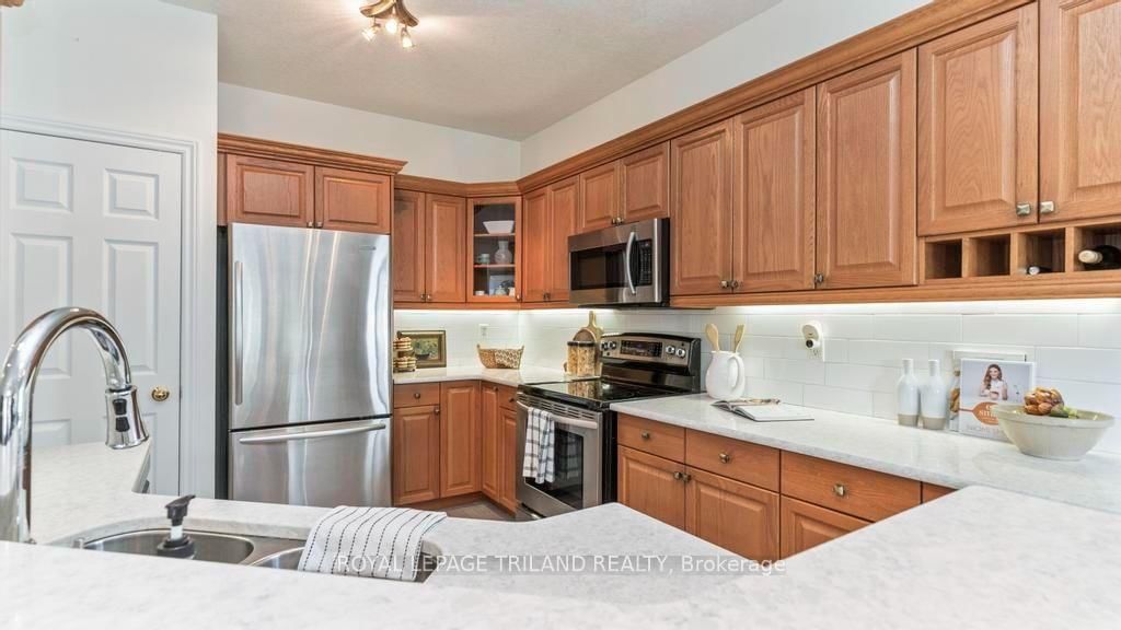 50 Red Clover Court • Middlesex Centre, ON photo 8