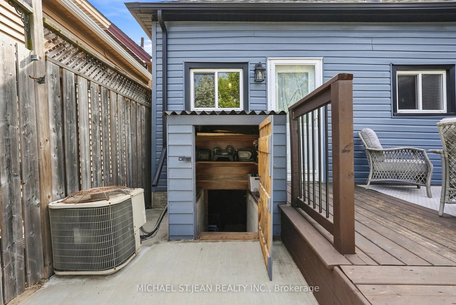 67 Robins Avenue • Hamilton, ON photo 43