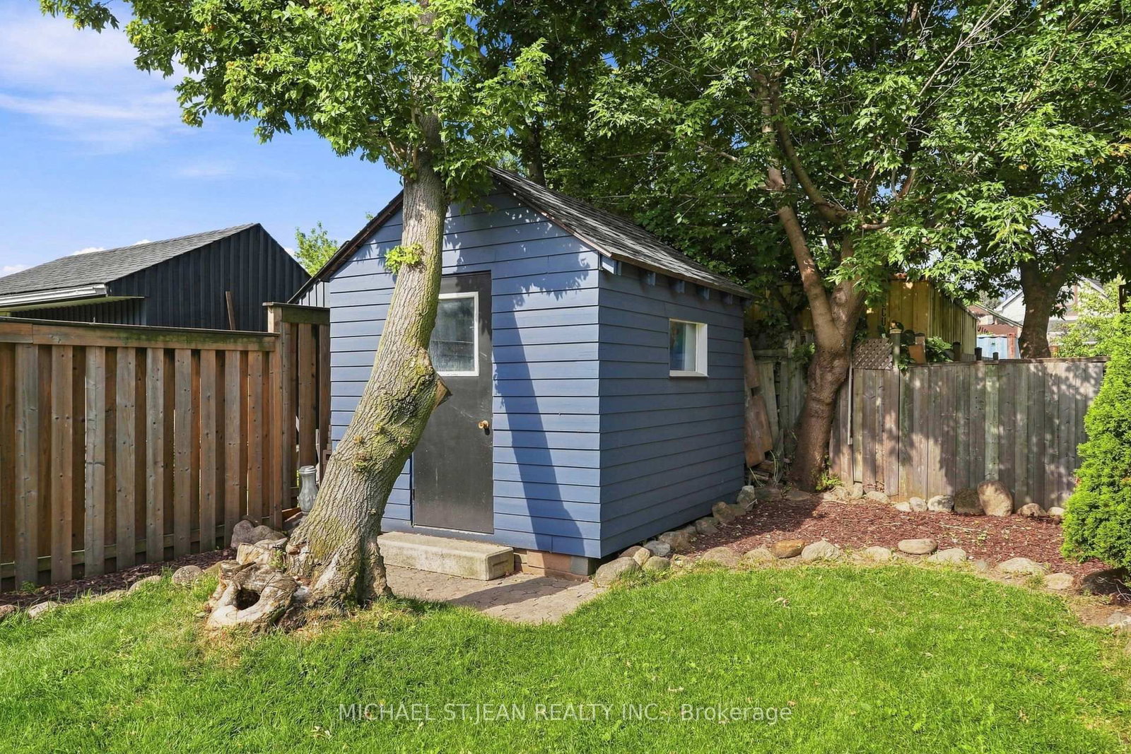 67 Robins Avenue • Hamilton, ON photo 44