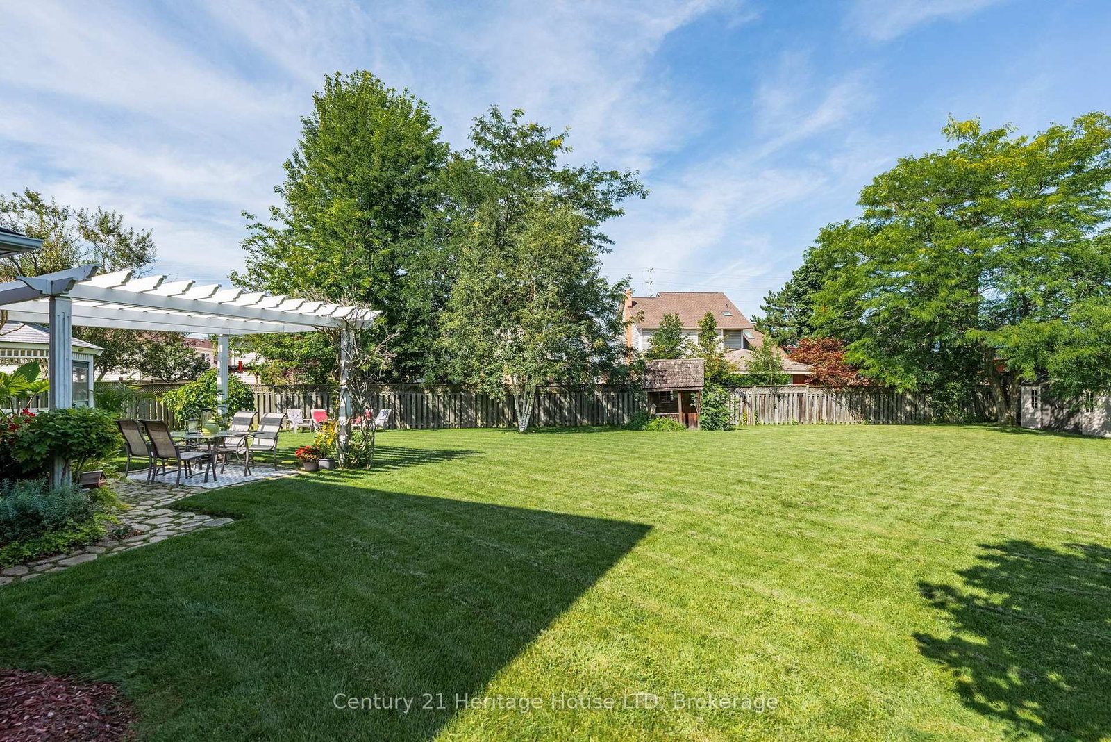 52 Farris Avenue • St. Catharines, ON photo 33