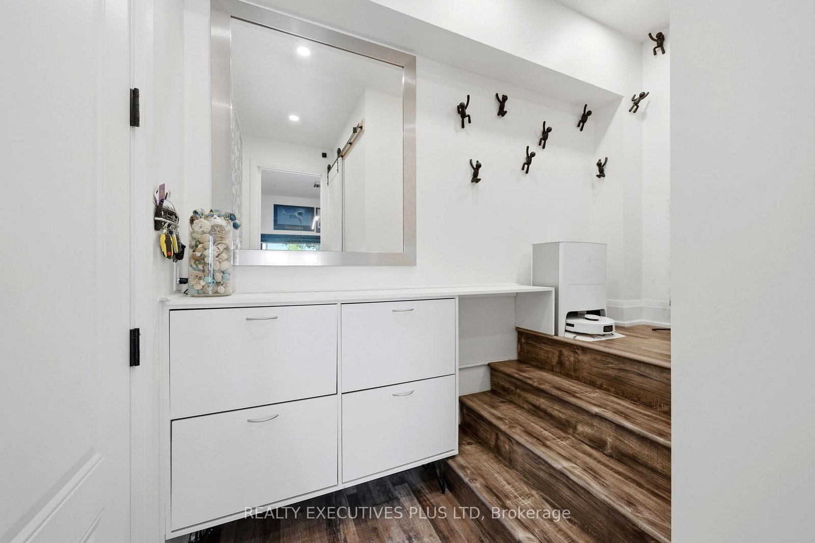36 Lakeview Drive • Hamilton, ON photo 12