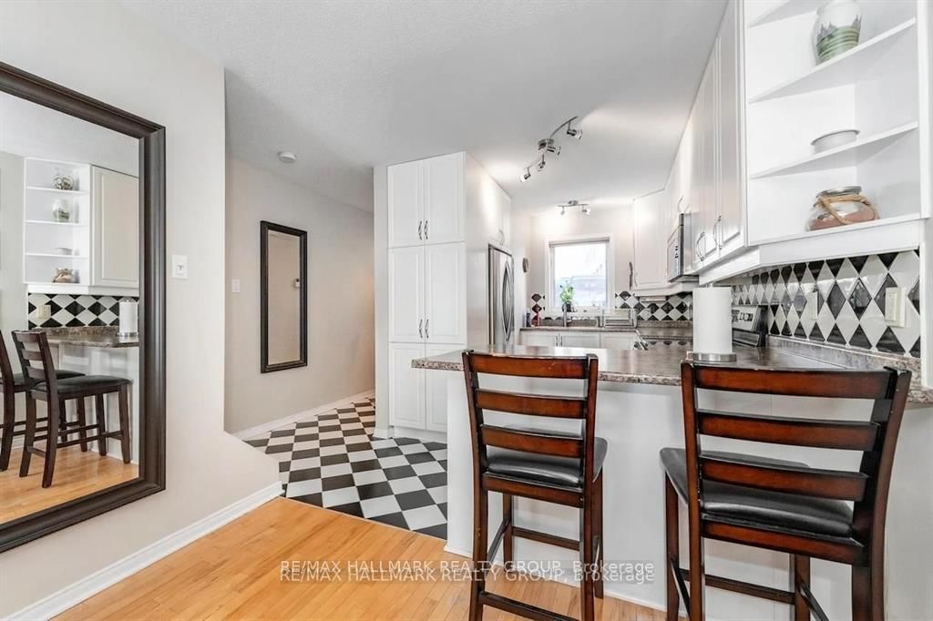 395 Bell Street S • ##5 • Ottawa, ON photo 5