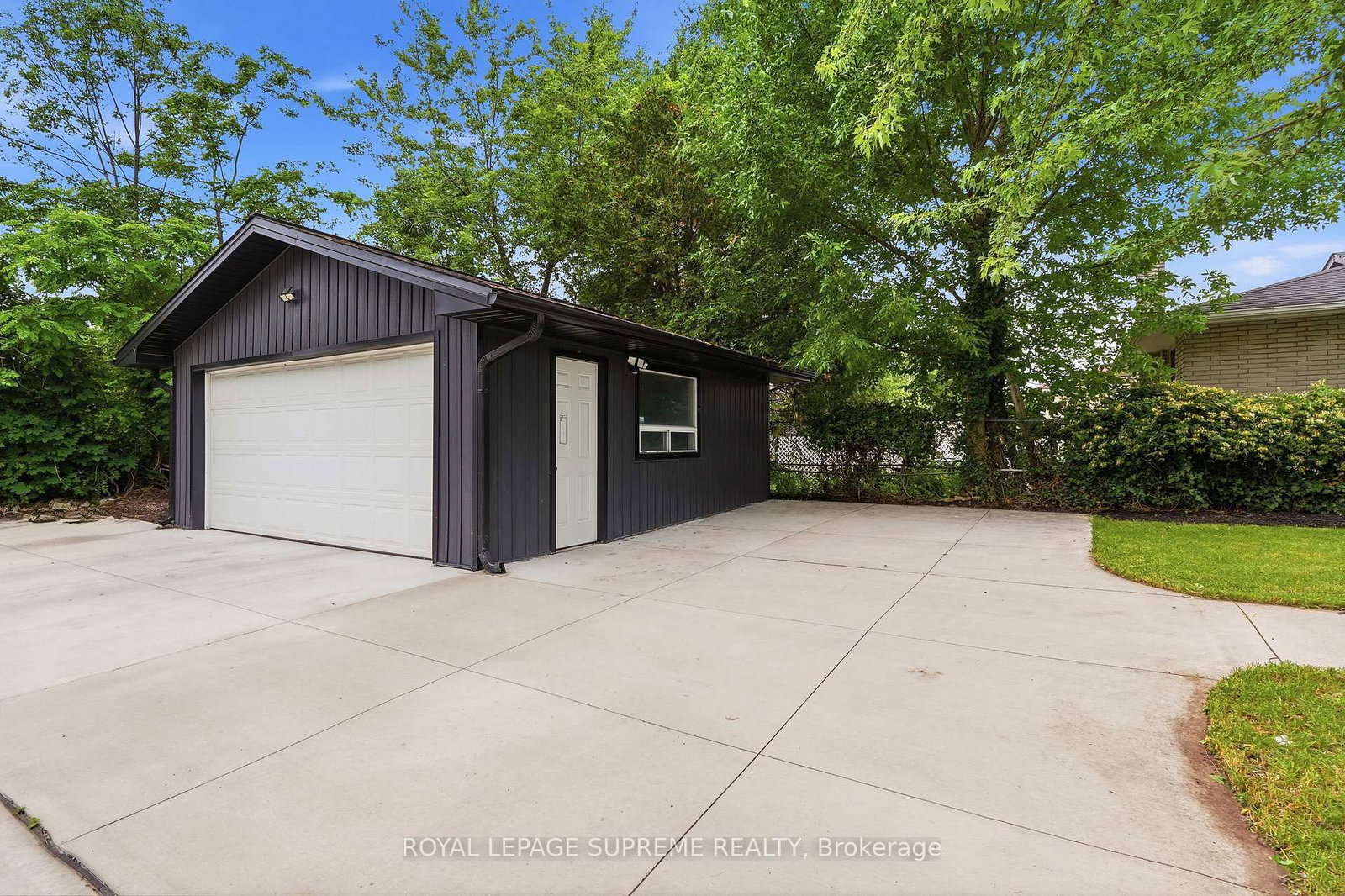 24 Alexandra Boulevard • St. Catharines, ON photo 5